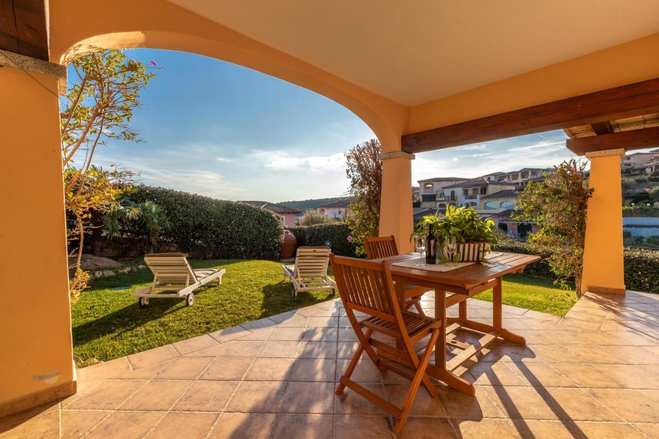 Villa Poggio dei fiori Olbia Esterno foto